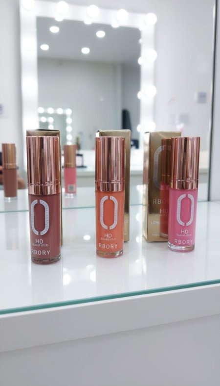 احمر خدود سائل